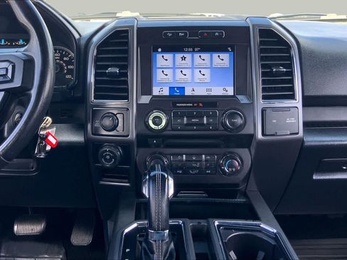Used 2018 Ford F150 XLT w/ Equipment Group 302A Luxury AWD/4WD image 7