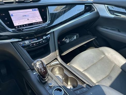 Certified 2023 Cadillac XT6 Premium Luxury w/ Technology Package AWD/4WD image 35