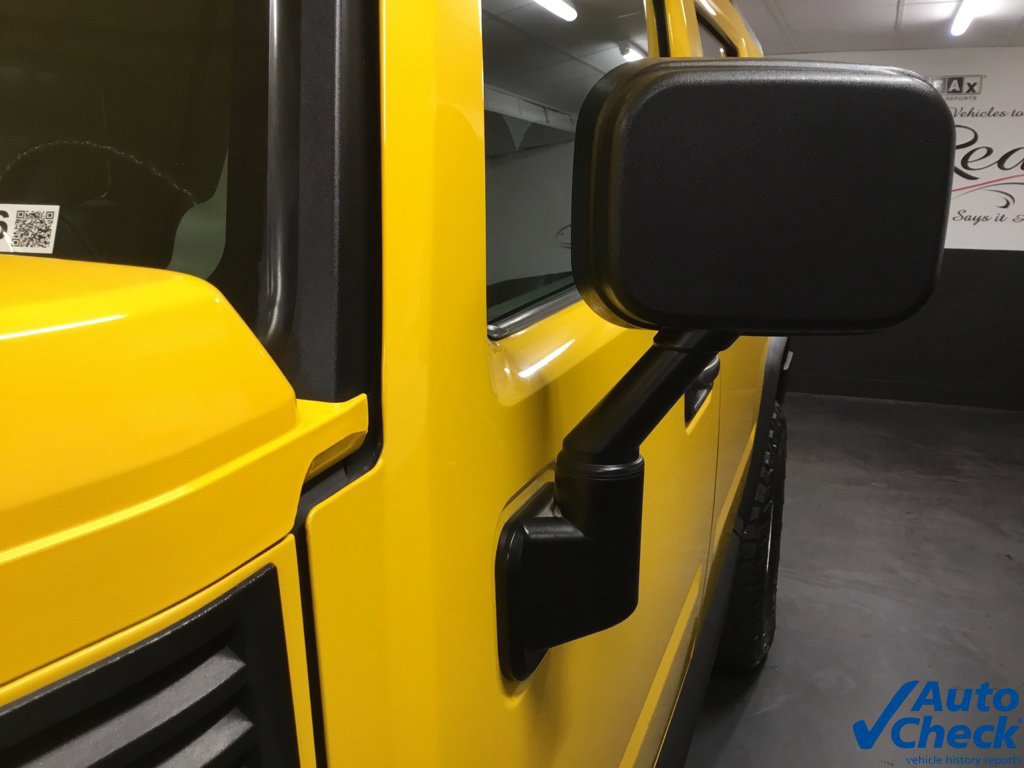 Used 2003 HUMMER H2 w/ Preferred Equipment Group AWD/4WD image 19