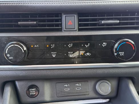 Used 2024 Nissan Rogue S FWD image 24