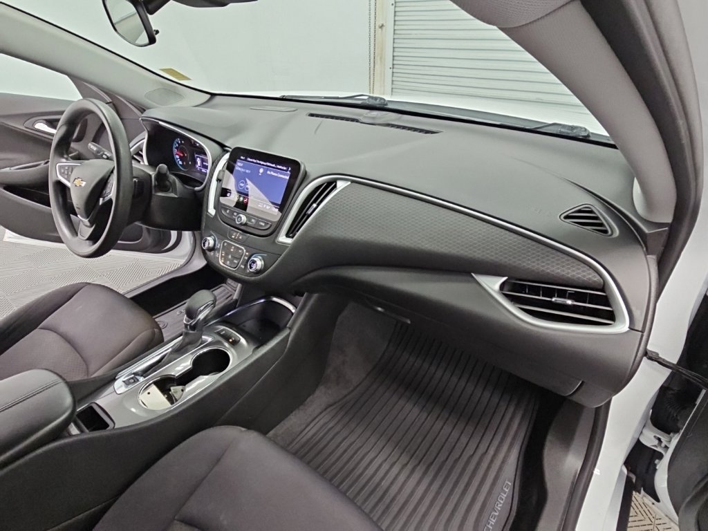 Used 2024 Chevrolet Malibu LT FWD image 37