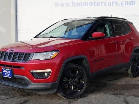Used 2020 Jeep Compass Latitude AWD/4WD image 2