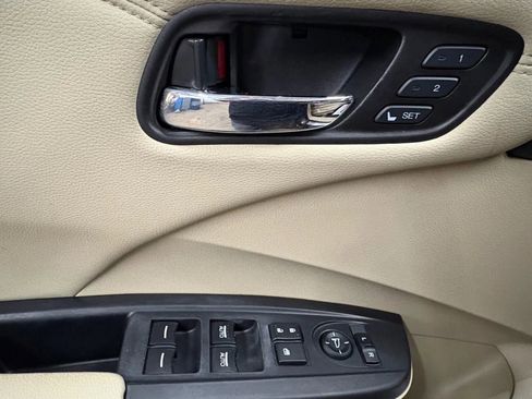 Used 2017 Acura RDX Sport Utility 4D image 36