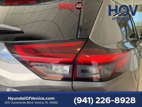 Used 2021 Nissan Rogue SV w/ Premium Package AWD/4WD image 8