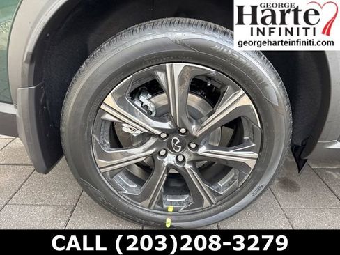 New 2026 INFINITI QX60 Autograph w/ Dark Cargo Package image 9