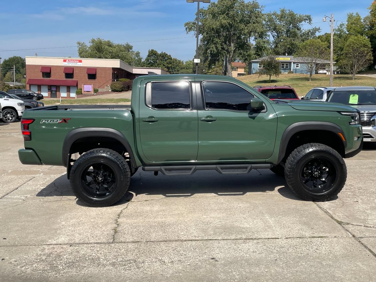 Used 2022 Nissan Frontier Pro-X RWD image 4