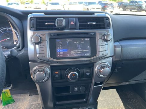 Used 2019 Toyota 4Runner SR5 AWD/4WD image 12