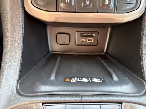 Used 2023 GMC Acadia Denali AWD/4WD image 29