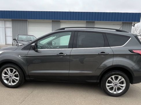 Used 2018 Ford Escape SEL FWD image 10