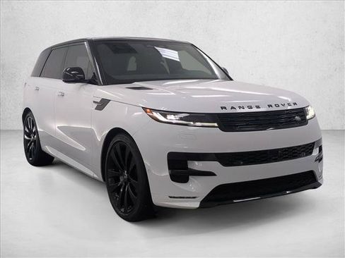 Certified 2025 Land Rover Range Rover Sport Dynamic SE AWD/4WD image 3