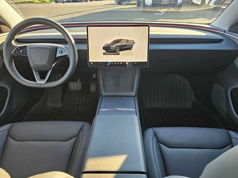 Used 2024 Tesla Model 3 Standard Range image 19