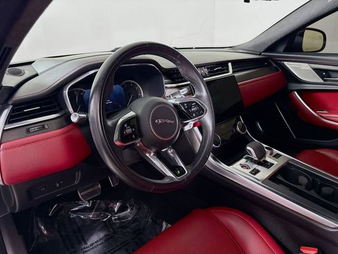 Used 2022 Jaguar XF R-Dynamic SE AWD/4WD image 4