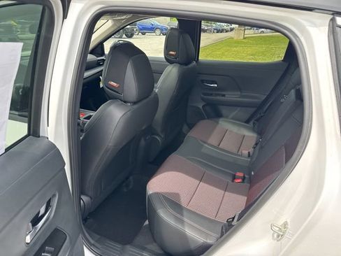 New 2026 Nissan Kicks SR AWD/4WD image 43