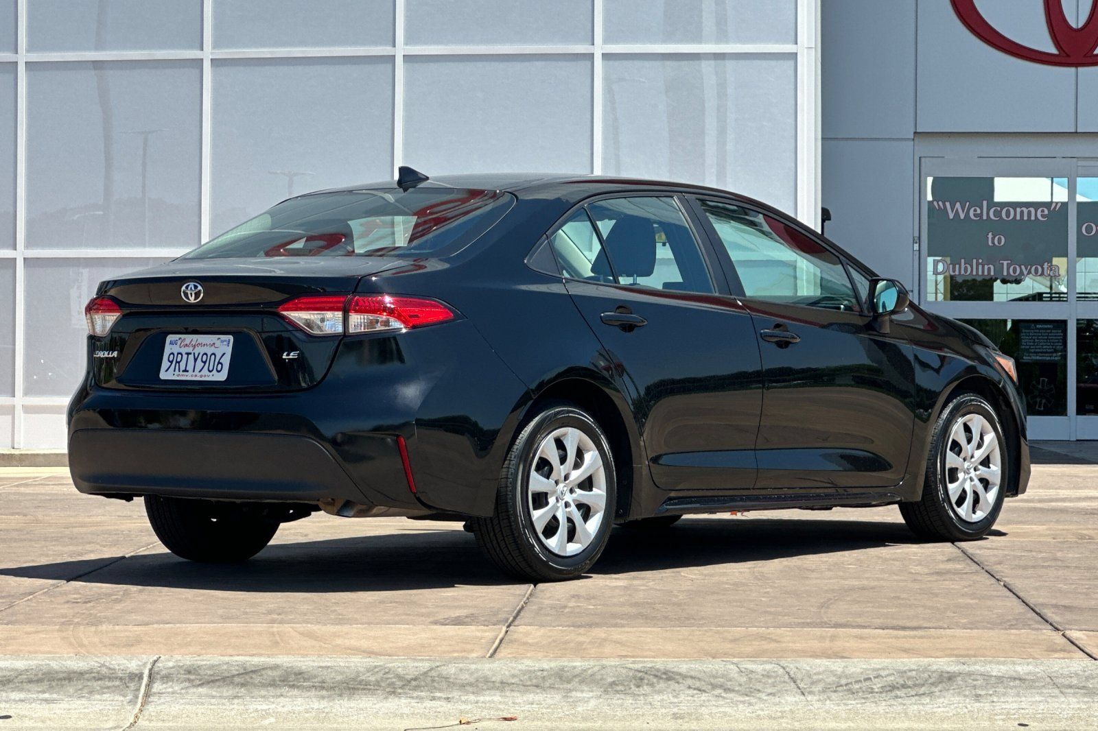 Certified 2023 Toyota Corolla LE FWD image 4