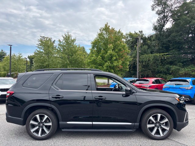 Certified 2023 Honda Pilot Touring image 10