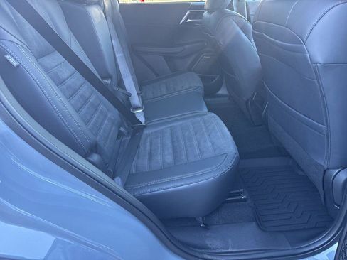 New 2026 Mitsubishi Outlander SE FWD image 25
