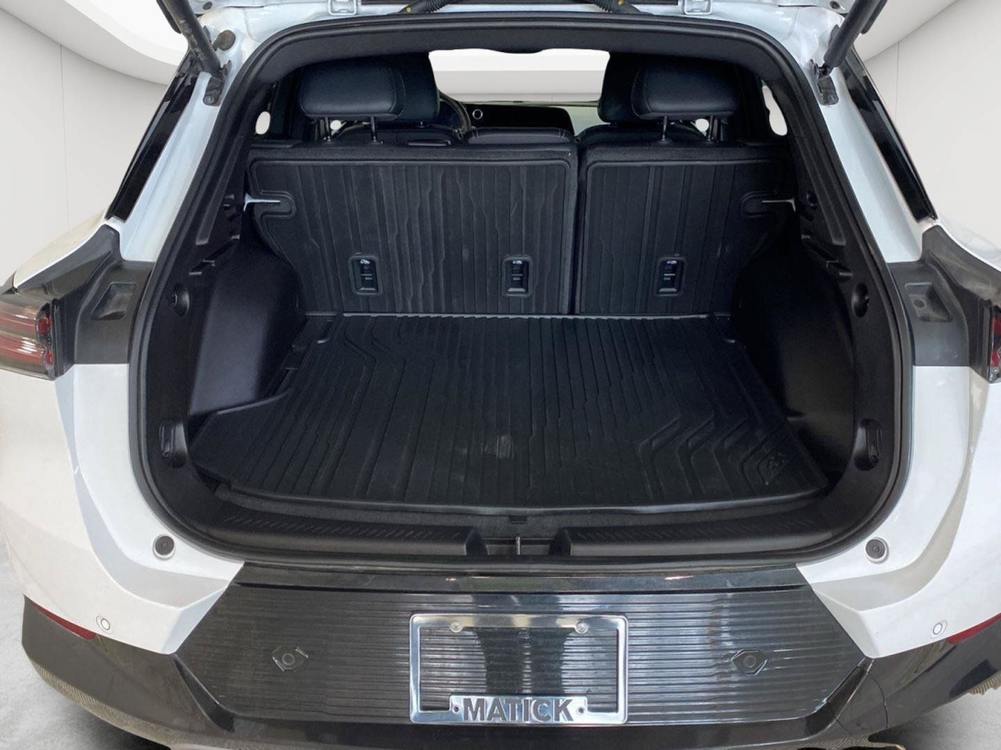 Used 2024 Chevrolet Equinox EV LT FWD image 7