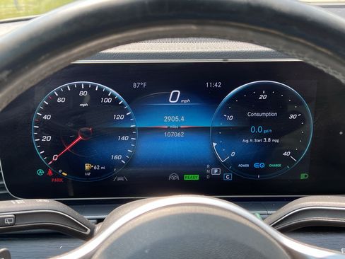 Used 2020 Mercedes-Benz GLS 450 4MATIC image 21