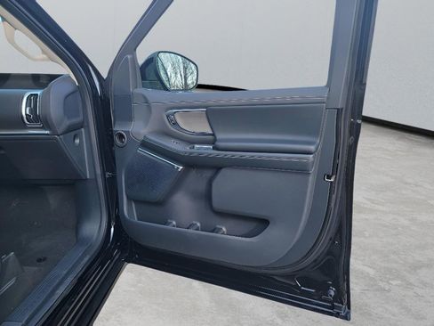 New 2026 Ford Expedition Platinum w/ Driver's Package image 38