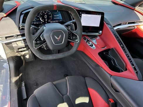 Used 2024 Chevrolet Corvette Stingray Preferred Cpe w/ Z51 Performance Package image 21