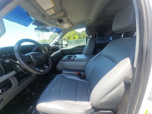 Used 2025 Ford F250 XL w/ FX4 Off-Road Package AWD/4WD image 3