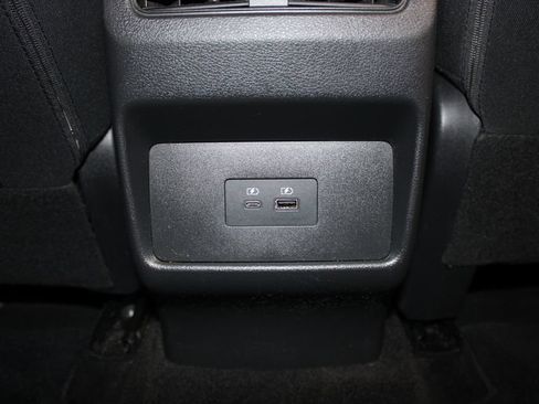 Used 2023 Nissan Rogue SV AWD/4WD image 28