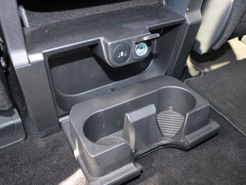 Used 2025 Ford F150 XLT w/ Equipment Group 301A Standard image 16