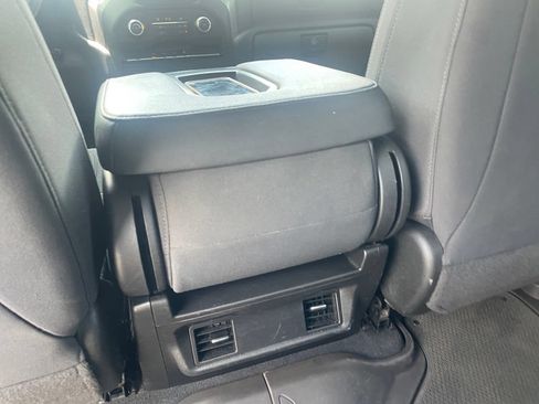 Used 2022 Chevrolet Silverado 1500 Custom AWD/4WD image 24