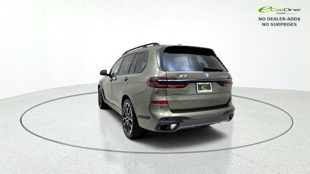 Used 2026 BMW X7 xDrive40i AWD/4WD image 6