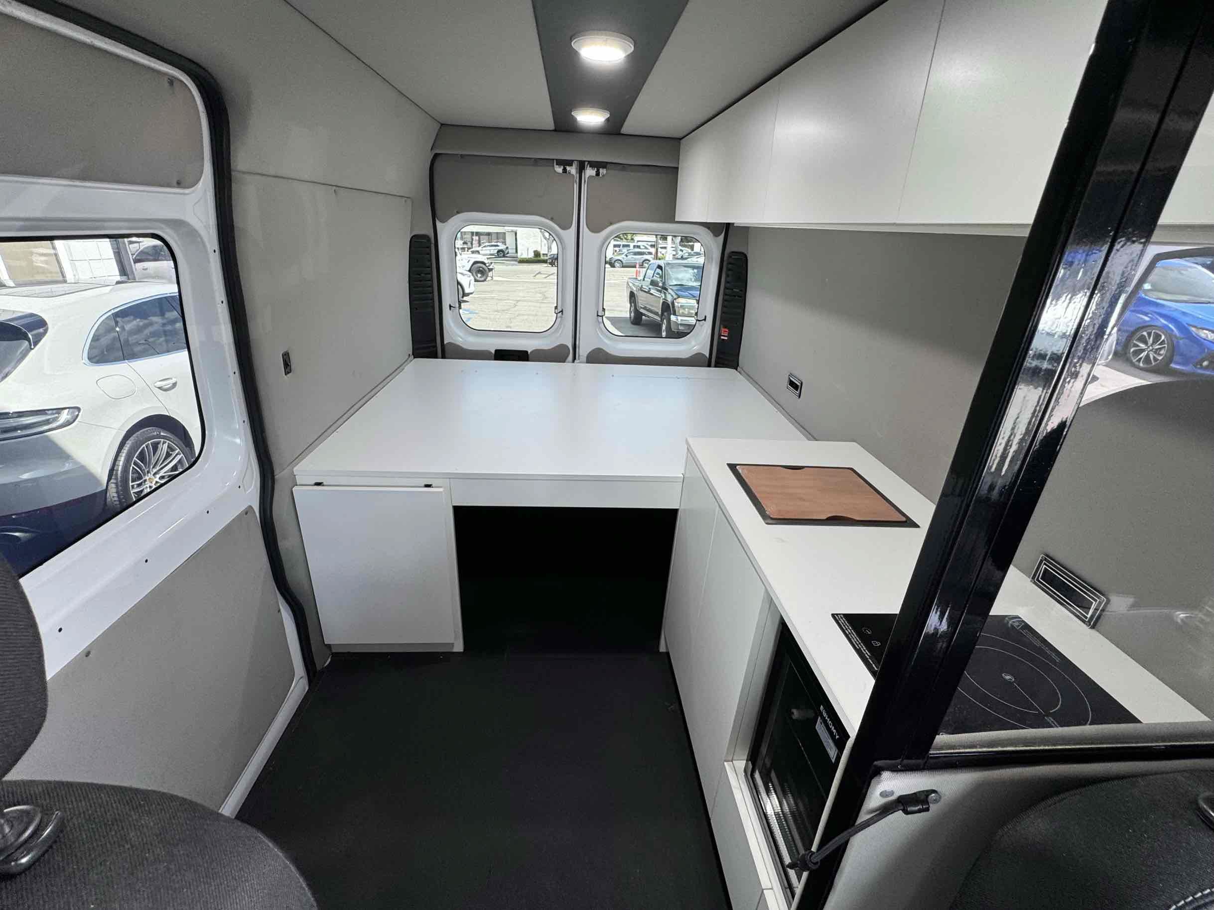Used 2021 RAM ProMaster 1500 FWD image 2