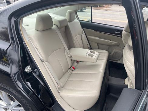 Used 2013 Subaru Legacy 2.5i Limited AWD/4WD image 16