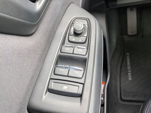 Used 2026 Subaru Forester Premium AWD/4WD image 23