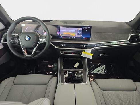 New 2026 BMW X5 xDrive40i w/ Premium Package AWD/4WD image 12