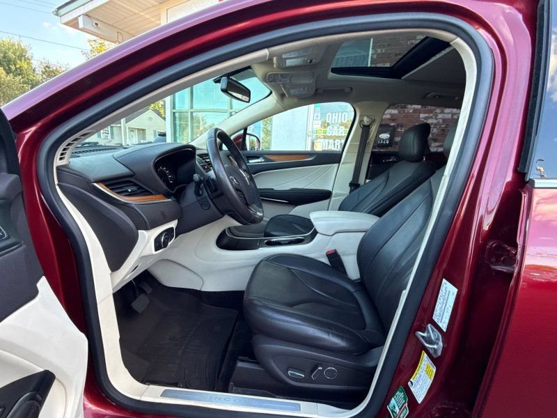 Used 2016 Lincoln MKC Reserve AWD/4WD image 11