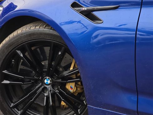 Used 2019 BMW M5 w/ Executive Package image 21