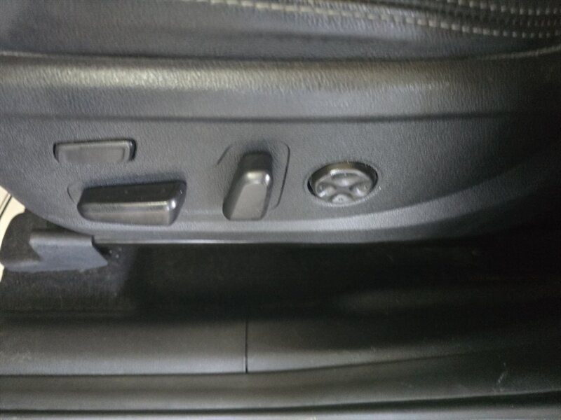 Used 2019 Hyundai Santa Fe FWD image 21