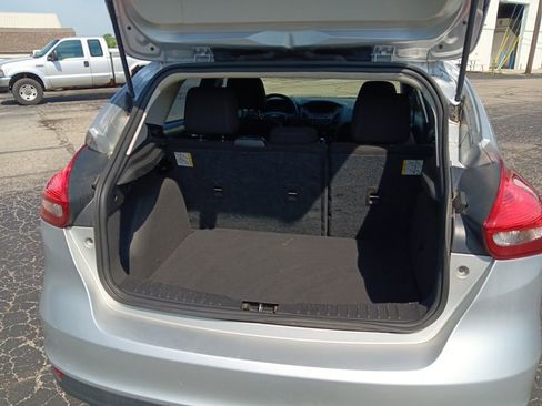 Used 2015 Ford Focus SE FWD image 7