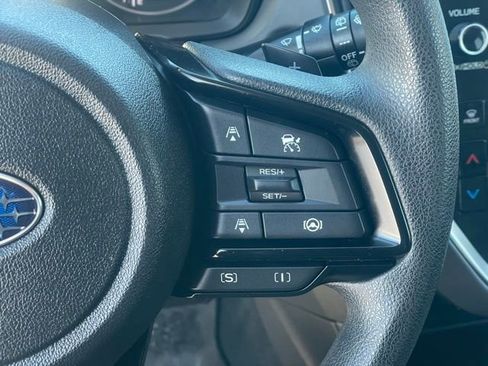 Used 2024 Subaru Crosstrek 2.0i Premium image 16