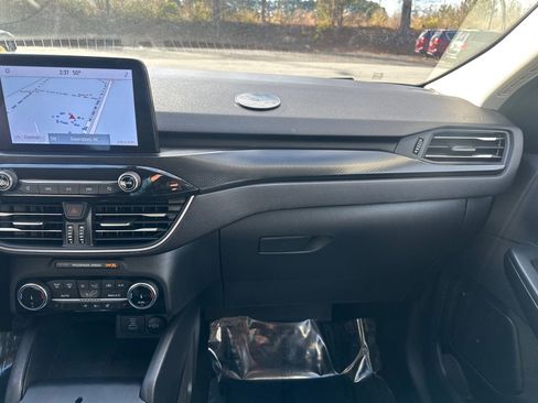 Used 2022 Ford Escape SEL w/ SEL Stealth AWD Package image 32