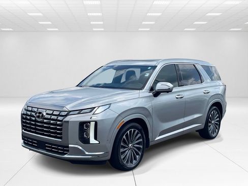 Used 2024 Hyundai Palisade Calligraphy AWD/4WD image 3