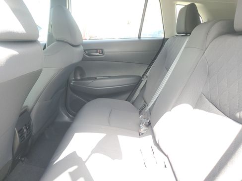 Certified 2024 Toyota Corolla Cross LE w/ Moonroof Package FWD image 11