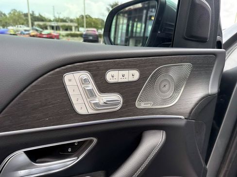 Certified 2026 Mercedes-Benz GLS 450 4MATIC image 19