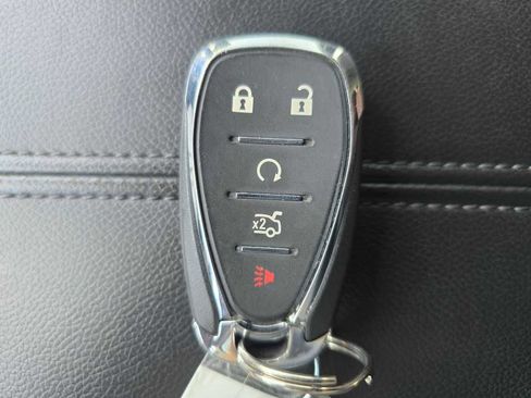 Used 2024 Chevrolet Malibu LT w/ Midnight Edition image 21