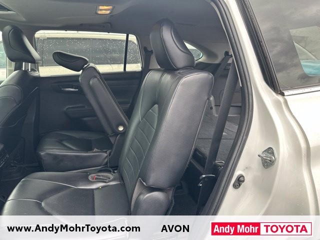 Used 2023 Toyota Highlander XLE FWD image 16