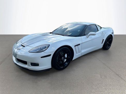 Used 2013 Chevrolet Corvette Grand Sport w/ 4LT Preferred Equipment Group RWD image 8