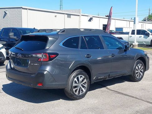Certified 2025 Subaru Outback Premium AWD/4WD image 8