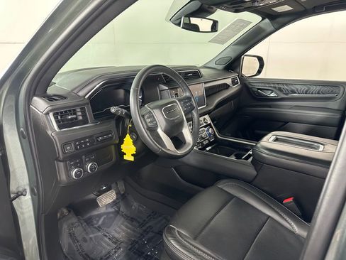 Used 2023 GMC Yukon Denali AWD/4WD image 17