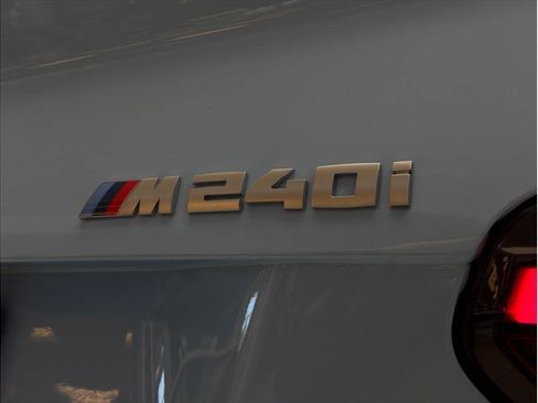 Used 2025 BMW M240i Coupe w/ Premium Package RWD image 33