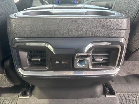 Used 2022 GMC Sierra 1500 Denali w/ Denali Reserve Package AWD/4WD image 45