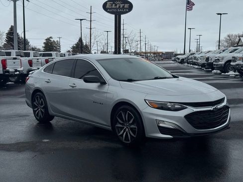 Used 2020 Chevrolet Malibu RS image 3